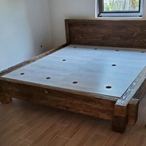 Krevet rustik od masivne grede