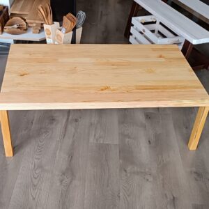 Klub sto Elegant masiv bor